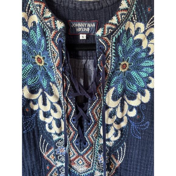 Johnny Was Workshop Tunic Top Womens Size Small Embroidered Navy Floral Lace Up - Picture 5 of 7